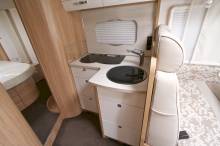 Achat Camping-car intégral occasion, 4 places, peu de kilomètres, Hymer Classic-i 698, à Roques, Toulouse (31)