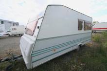 Vend Caravane occasion, 4 couchages, moins de 5,5 m, Sun Roller Sevilla 440 CP, à Roques proche de Toulouse (31)