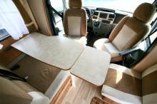 Vente Petit camping-car profilé d’occasion, lit central, 4 places, 4 couchages, Challenger Genesis 42, à Roques proche de Toulouse (31)