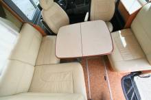 Camping-car intégral occasion lit central, poids lourd, 4 places, Fleurette Discover 73 LM, à Roques près de Toulouse (31)