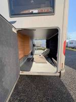 Camping-car intégral occasion, poids lourd, 4 places, lits jumeaux, Carthago Chic C-Line I 4,9 LE, à Roques proche de Toulouse (31)