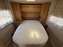 Achat Camping-car profilé occasion, lit central, lit de pavillon, 4 places cartes grise; Chausson Flash 49 EB, à Roques proche de Toulouse (31)