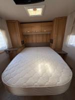 Camping-car profilé occasion, lit central, lit de pavillon, 4 places cartes grise; Chausson Flash 49 EB, à Roques proche de Toulouse (31)