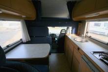 Vacances et Loisirs, spécialiste du camping-car d’occasion en Haute-Garonne, propose à la vente un camping-car capucine occasion, 4 couchages, moins de 6 m, Joint E33, à Roques, proche de Toulouse (31)