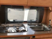 Vend Caravane occasion surbaissée, La Mancelle LM 340 DD, grand lit permanent, à Roques, proche de Toulouse (31)