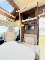 Camping-car profilé occasion, lit central, 3 couchages, Laika Ecovip 412, à Roques proche de Toulouse (31)