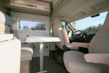 Fourgon occasion, moins de 6 m, 4 places, 3 couchages, Font Vendôme Leader Camp,  à Roques proche de Toulouse (31)