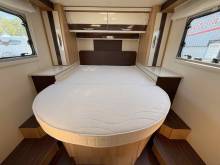 Achat Camping-car profilé occasion, lit central, lit de pavillon, 5 places, Mc Louis MC4 279, à Roques proche de Toulouse (31)