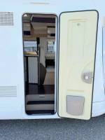 Achat Camping-car profilé occasion, lit central, lit de pavillon, 5 places, Mc Louis MC4 279, à Roques proche de Toulouse (31)