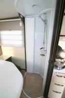 Camping-car profilé occasion, lit central, 4 couchages, moins de 7 m Mc Louis MC4 68 Diamond, chez Vacances et Loisirs, à Roques proche de Toulouse (31)