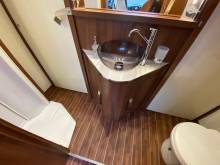 Camping-car intégral occasion, lit de milieu, Mc Louis Nevis 880 G édition luxe, à Roques proche de Toulouse, Midi-Pyrénées