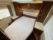 Camping-car intégral occasion, lit de milieu, Mc Louis Nevis 880 G édition luxe, à Roques proche de Toulouse, Midi-Pyrénées