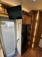 Achat Camping-car intégral occasion, lit de milieu, Mc Louis Nevis 880 G édition luxe, à Roques proche de Toulouse, Midi-Pyrénées