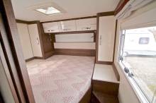 Vente Achat Camping-car profilé occasion, 5 couchages, lit de milieu, Mc Louis Yearling 77G, à Toulouse (31)