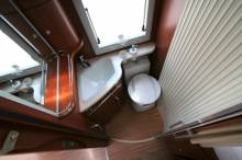 Camping-car intégral occasion, lit sur soute, moins de 7 m, Mobilveta K yacht MH 87, à Roques, proche de Toulouse (31)