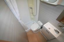 Camping-car profilé occasion, moins de 7 m, lit à la française, 4 places, Mooveo P 660, à Roques proche de Toulouse (31)