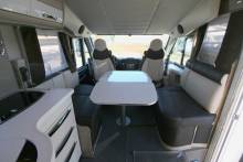 Camping-car intégral occasion, lits jumeaux, 160 cv, salon face à face, Mobilvetta K-Yacht 86 Teckno line, à Roques proche de Toulouse (31)