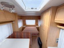 Vend Caravane Occasion, lit central, 4 places, Sterkeman Novastar 500 CP, à Roques proche de Toulouse (31)