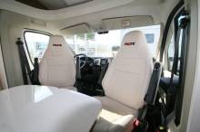 Achat Camping-car profilé occasion lit central, lit de pavillon, grande soute, Pilote P746 C essentiel, à Roques près Toulouse (31)