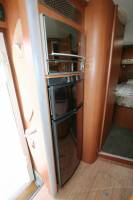 Vend Camping-car intégral occasion, lit de milieu, Pilote référence G 742, à roques, proche Toulouse (31)