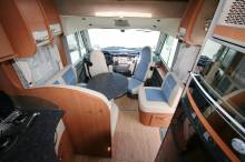 Camping-car intégral occasion, lit de milieu, Pilote référence G 742, à roques, proche Toulouse (31)