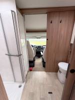 Camping-car profilé occasion, Maxi-salon, salon en U, moins de 7 m, 4 places, Pilote P 696 U Evidence, à Roques proche de Toulouse (31)