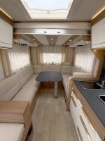 Vend Camping-car profilé occasion, Maxi-salon, salon en U, moins de 7 m, 4 places, Pilote P 696 U Evidence, à Roques proche de Toulouse (31)