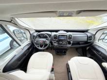 Achat Vacances et loisirs, un camping-car profilé occasion, Maxi-salon, salon en U, moins de 7 m, 4 places, un Pilote P 696 U Evidence, à Roques proche de Toulouse (31)