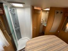 Vend Camping-car profilé occasion, lit central, Pilote référence P 730, à Roques proche de Toulouse (31)