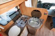 Vente Camping-car capucine d'occasion, lit sur soute, 5 places, 6 couchages, Challenger Genesis 51, à Roques proche de Toulouse (31)