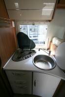 Camping-car profilé occasion, 5 places, 5 couchages, Rimor Europeo 69 Plus, à Roques proche Toulouse (31)