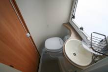 Camping-car profilé d’occasion, grande soute, lit sur soute électrique, Challenger Mageo 115, à Roques proche de Toulouse (31)