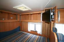 Vend Camping-car profilé occasion, les dimensions d'un fourgon aménagé, 2 couchages, Challenger Genesis 32, à Roques, proche de Toulouse (31)