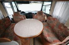 Camping-car intégral occasion, Mercedes, 4 places, 4 couchages, Esterel Manhantan 21 L, à Roques proche de Toulouse 31