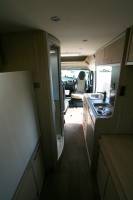 Fourgon aménagé occasion, CrossOver, récent, moins de 6 m, 2 couchages, Hymercar Grand Canyon option CrossOver, à Roques, proche de Toulouse (31)