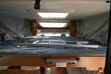 Vend Camping-car profilé d’occasion, lit à la française, lit de pavillon, moins de 7 m, Eriba Car 400 X, à Roques, proche de Toulouse 31.