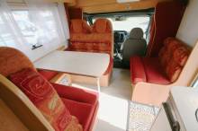 Camping-car capucine occasion, 5 places carte grise, 6 couchages, Challenger Genesis 47, à Roques proche de Toulouse (31)