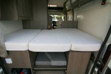 Fourgon d'occasion, 2 places, 3 couchages, moins de 6 m, Ranger 540, chez Vacances et Loisirs à Roques, proche de Toulouse (31)