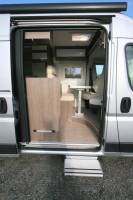 Achat Fourgon d'occasion, 2 places, 3 couchages, moins de 6 m, Ranger 540, chez Vacances et Loisirs à Roques, proche de Toulouse (31)