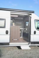 Vend Fourgon d'occasion, 2 places, 3 couchages, moins de 6 m, Ranger 540, chez Vacances et Loisirs à Roques, proche de Toulouse (31)