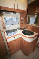 Camping-car occasion profilé, lit à la française, lit de pavillon, salon face à face, moins de 7m, Rapido 776 FF, à Roques proche de Toulouse (31)