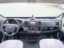 Camping-car profilé occasion, Compact, moins de 7 m, 2,17 m de largeur, lit central, salon face à face, un Rapido C 86,  chez Vacances et Loisirs, à roques proche de Toulouse (31)