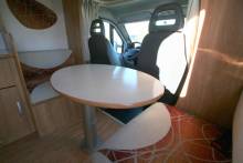 Camping-car profilé d’occasion, lit central, 3 couchages, Rimor Katamarano 69P, à Roques proche de Toulouse (31)