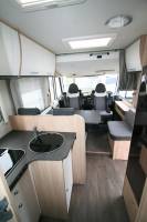 Achat Camping-car intégral occasion, lit de milieu, 4 places, presque neuf, Sunlight I 690L, à roques proche de Toulouse (31)