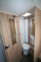 Achat Camping-car intégral occasion, lit de milieu, 4 places, presque neuf, Sunlight I 690L, à roques proche de Toulouse (31)