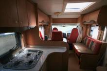 Vend Camping-car profilé occasion, moins de 6 m, lit à la française, 4 places, Bürstner T 605, à Roques proche de Toulouse (31)