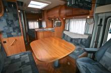 Camping-car occasion profilé, lit à la française, salon face à face, moins de 7 m, Bürstner Privilège T630, à Roques proche de Toulouse 31