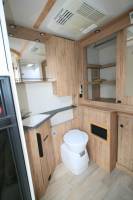 Achat Camping-car profilé occasion, Maxi salon face à face ,4 places, Bavaria T696D, 7m, à Roques, proche de Toulouse (31)