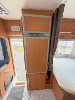 Vend Camping-car profilé occasion, lit à la française, moins de 7 m, 4 places, roues jumelées, Vilamobil Cautel L, chez Vacances et Loisirs à Roques proche de Toulouse (31)