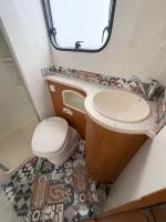 Vend Camping-car profilé occasion, lit à la française, moins de 7 m, 4 places, roues jumelées, Vilamobil Cautel L, chez Vacances et Loisirs à Roques proche de Toulouse (31)